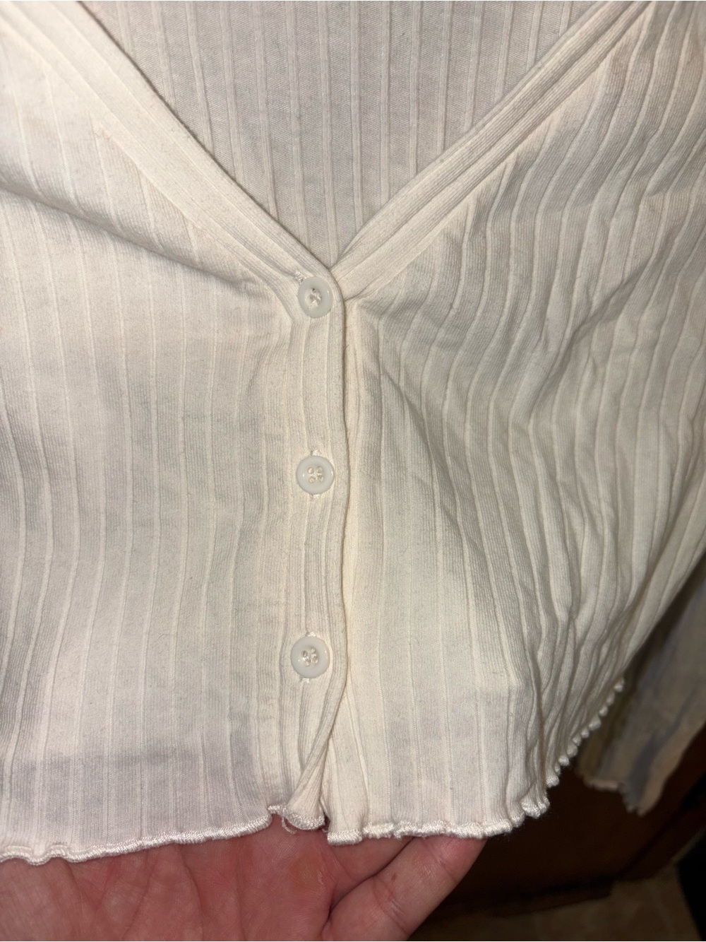 ASOS White Ribbed Cropped V-Neck Button Cardigan - Picture 2 of 3